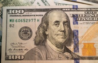 The U.S. Economy in 2025: Key Predictions for Startups and Investors The U.S. Economy in 2025 Key Predictions for Startups and Investors